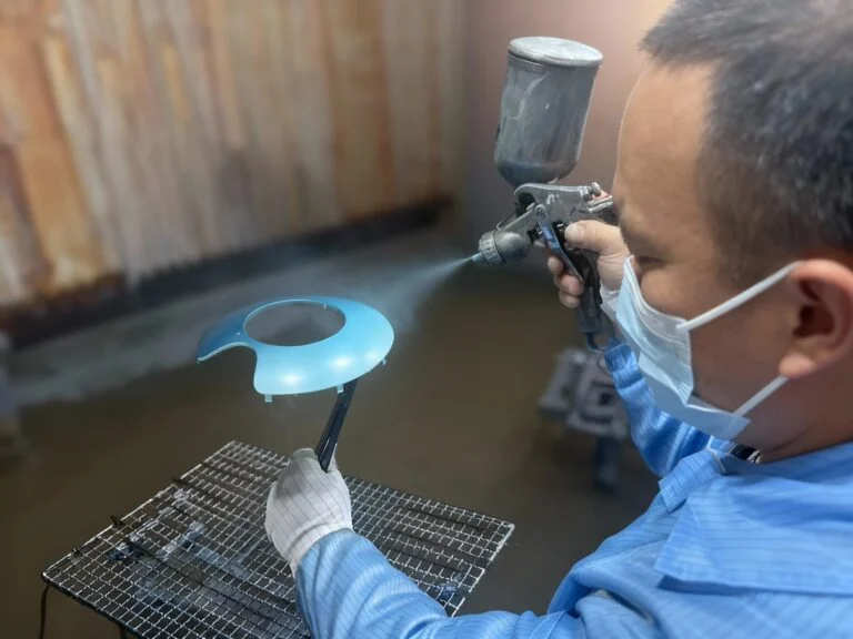 spray-painting-768x576.jpg
